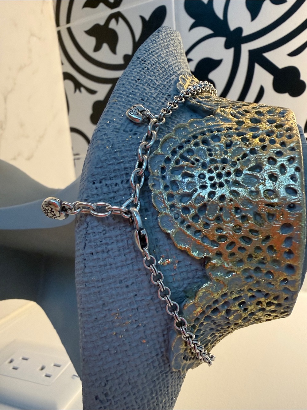 EUC Brighton Silver Toned Blair Heart Necklace - Picture 3 of 3